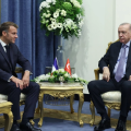 Ərdoğan Misirdə Makronla görüşüb