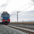 В Товузе поезд сбил выбежавшего на пути человека