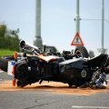 В Баку автомобиль столкнулся с мотоциклом, пострадал один человек