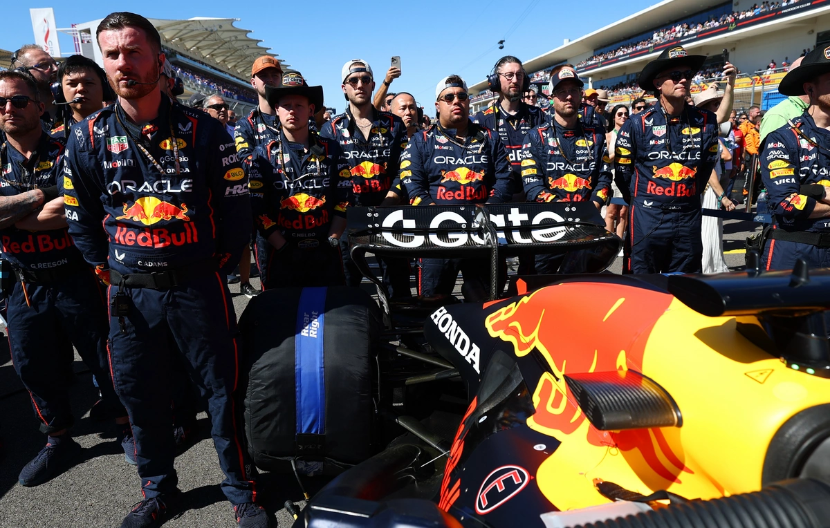 Команду Red Bull оштрафовали на 50 000 евро по итогам Гран-при США