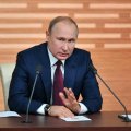 Putin qəsdən görüş üçün bu şəhəri seçdi