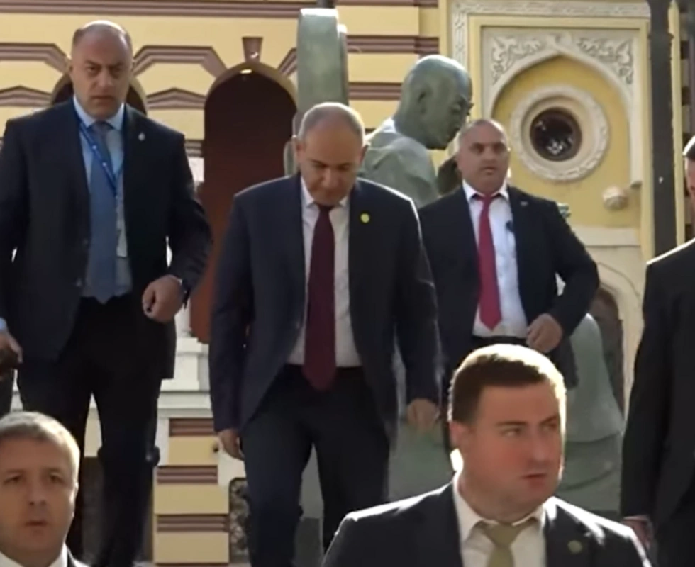 Paşinyan Baku TV-nin sualını cavablandırmaqdan YAYINDI - VİDEO