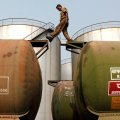 Индийский нефтегигант пообещал соблюдать санкции против России