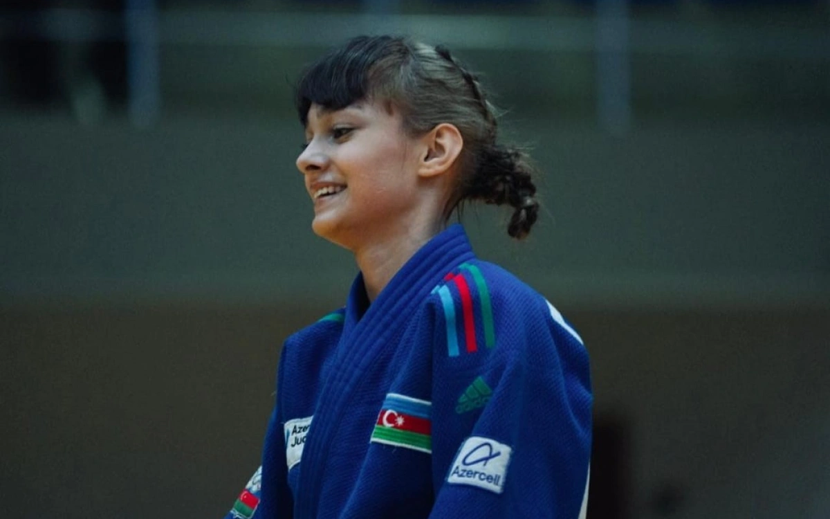 Vətən Müharibəsi Qəhrəmanının qızı qızıl medal qazandı