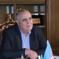 Şərurlu İsfəndiyar Elman Nəsirovun qızına ev verir - VİDEO