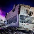 В Туве 10 человек пострадали в результате опрокидывания автобуса
