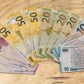 В Азербайджане объем проблемных кредитов вырос на 10%