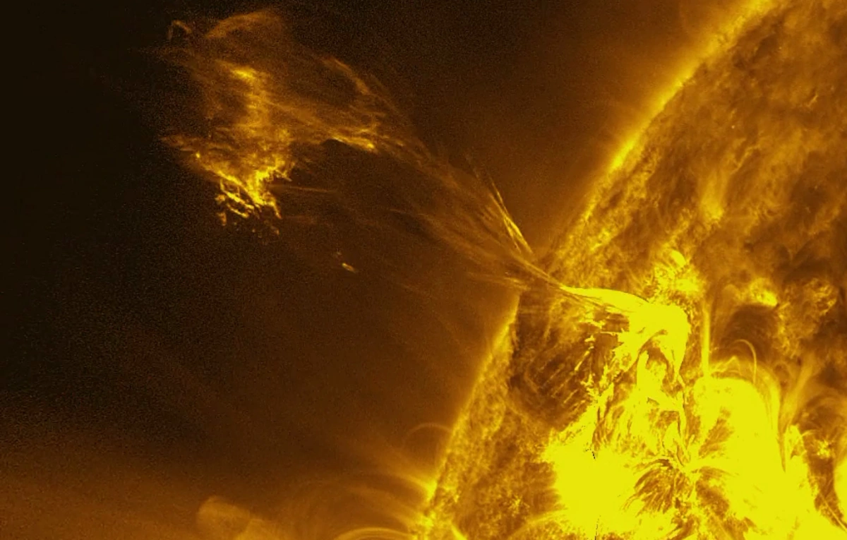 Günəşdə son ayların ən güclü partlayışı baş verdi