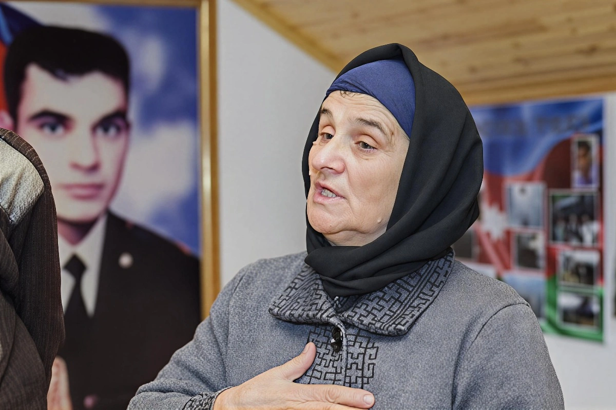 Мать Панджали Теймурова поделилась радостью после присвоения сыну звания Национального героя