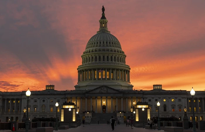 Сенат США одобрил законопроект по прекращению шатдауна