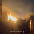Bakıda doqquzmərtəbəli yaşayış binasında yanğın olub - VİDEO