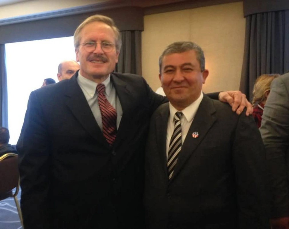 Умер бизнесмен, на которого подал в суд арестованный экс-глава ИВ Шамкирского района