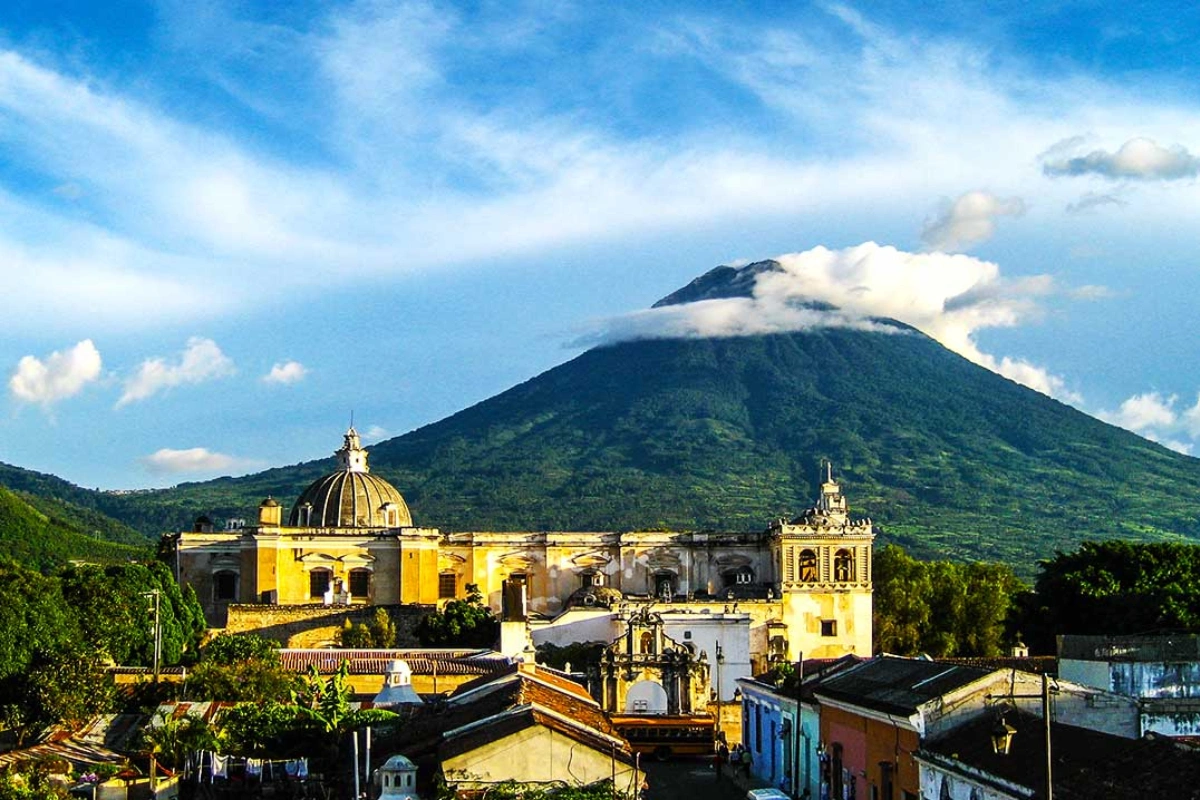 Qvatemalada güclü zəlzələ oldu