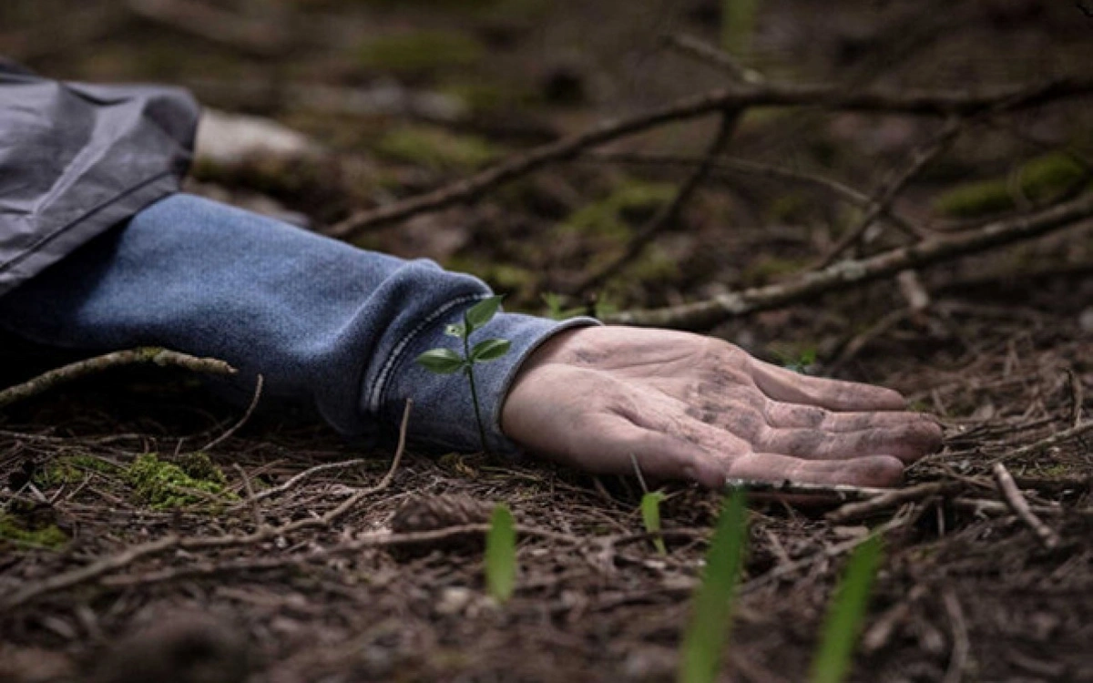 Xırdalanda kişi evinin həyətində ölü tapıldı