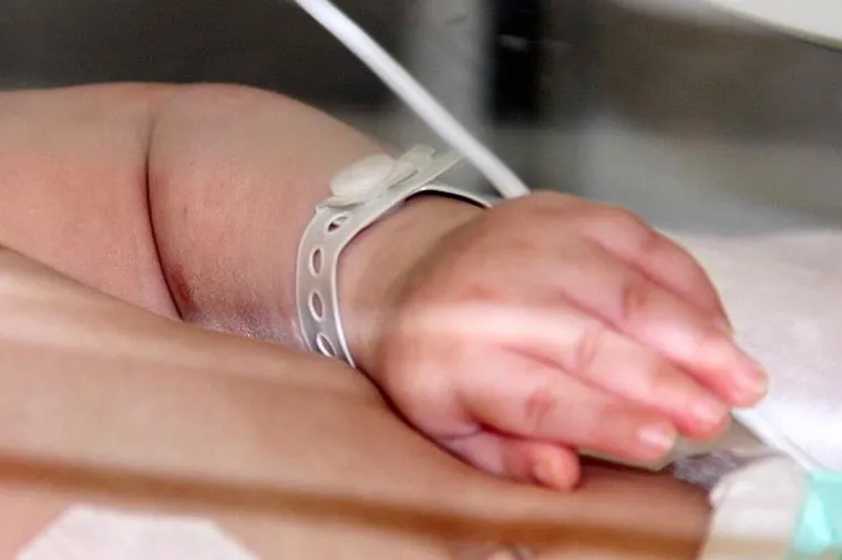 Cəlilabadda 6 aylıq körpə xəstəxanada ölüb