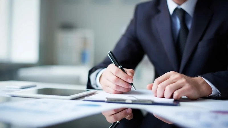 Xüsusi icra məmuru olmaq istəyən şəxslər üçün qaydalar təsdiq edildi