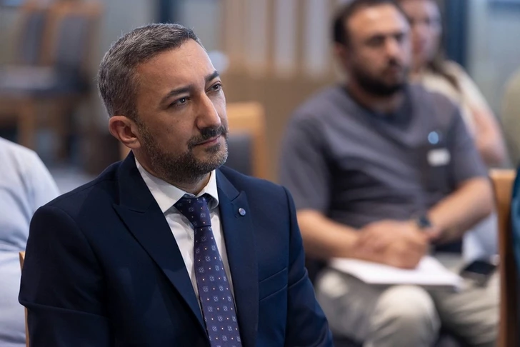 Эксперт: цена золота может подняться до $4500 за унцию