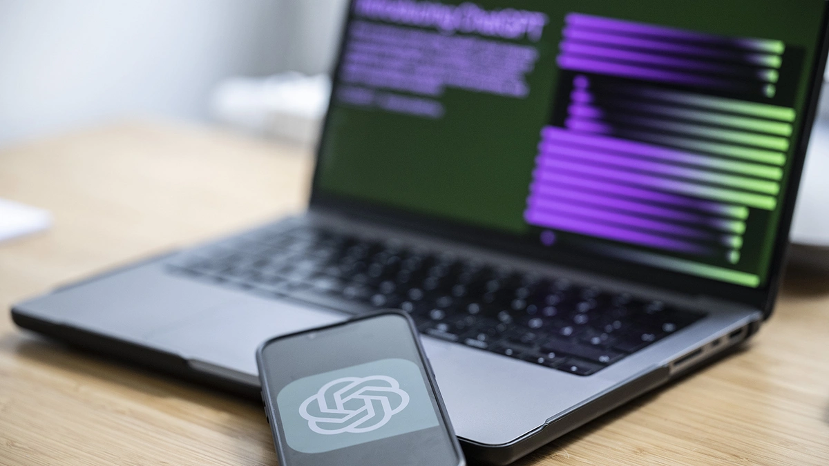 Yaponiyalı məktəbli yeddi milyon insanın şəxsi məlumatlarına çıxış əldə edib