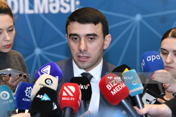 Bəzi dərsliklərin istifadəsi şagirdlərə çətinliklər yaradır – RƏSMİ ETİRAF