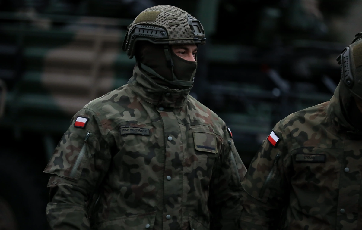 Polşa orduya ümumi səfərbərliyi bərpa edə bilər