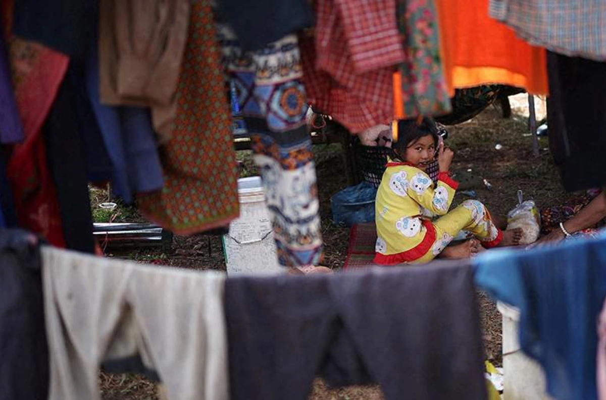 Tailand Kamboca ilə sərhəd boyu komendant saatı tətbiq etdi