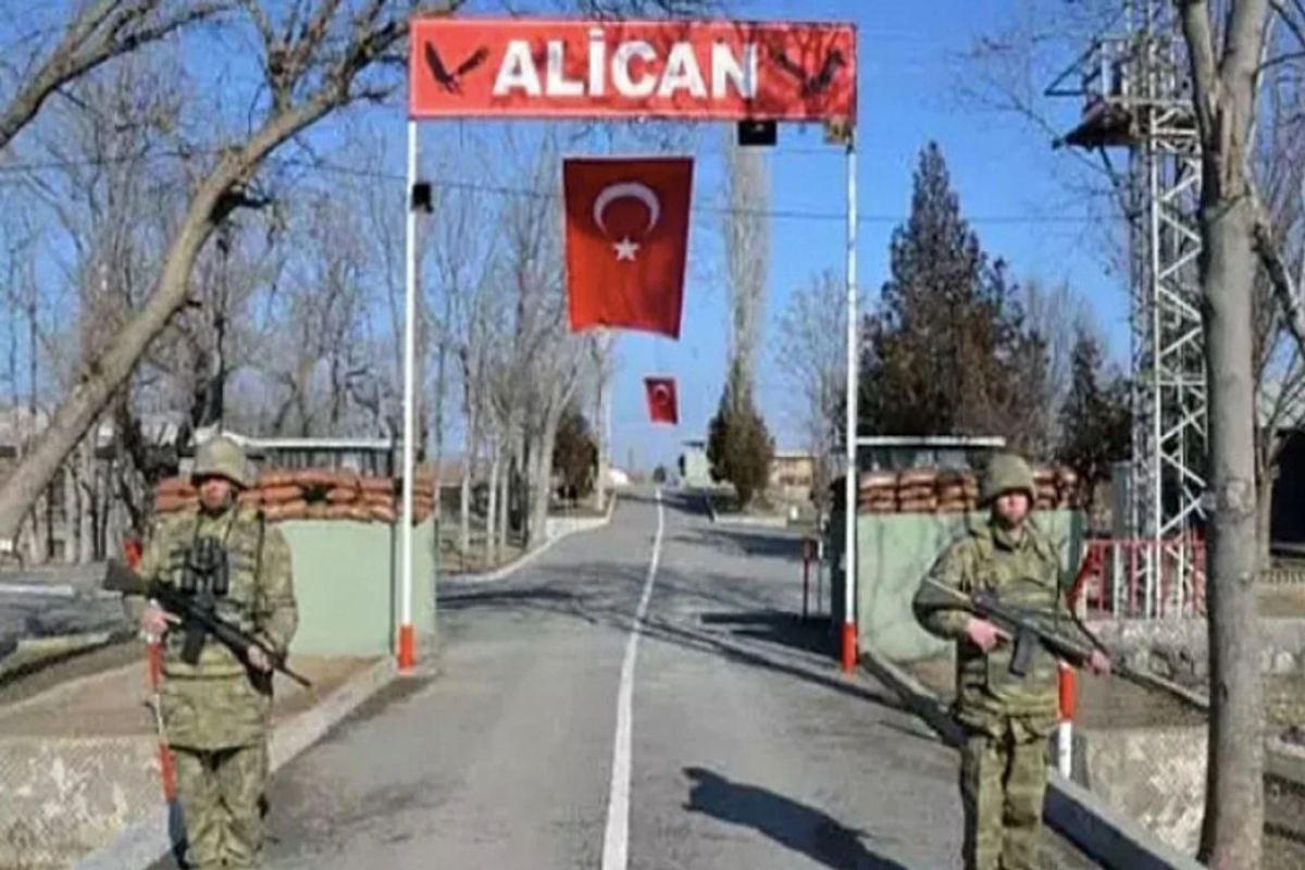 Türkiyə nümayəndə heyəti Ermənistanla sərhəddəki Alican keçid məntəqəsini ziyarət edib