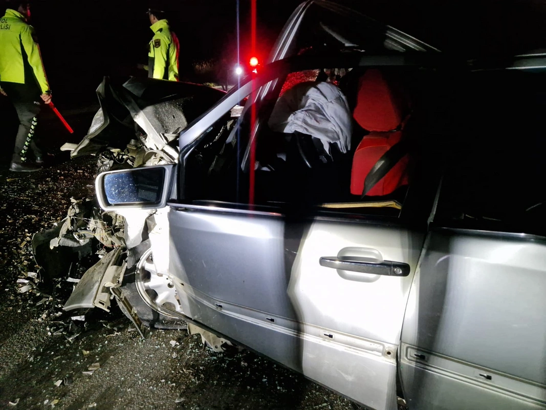 В Зардабском районе столкнулись два автомобиля: есть пострадавшие