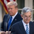 Трамп передумал увольнять главу ФРС