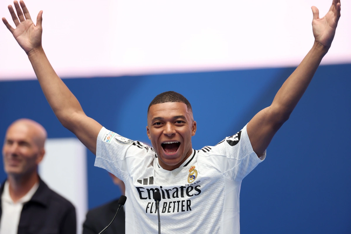 Kilian Mbappe Ronaldunun rekordunu yenilədi