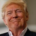 Трамп назвал себя «диктатором»