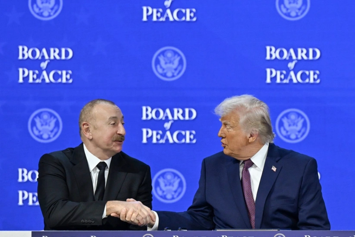 İlham Əliyevin Sülh Şurasının Nizamnaməsinin imzalanma mərasimində iştirakı və Donald Trampla görüşü - VİDEO