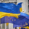 Канцлер Австрии выступил против ускоренного вступления Украины в ЕС