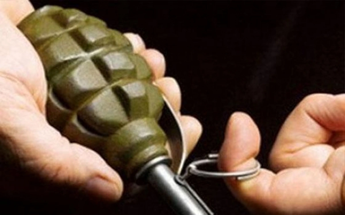 При взрыве гранаты в Армении погибли люди