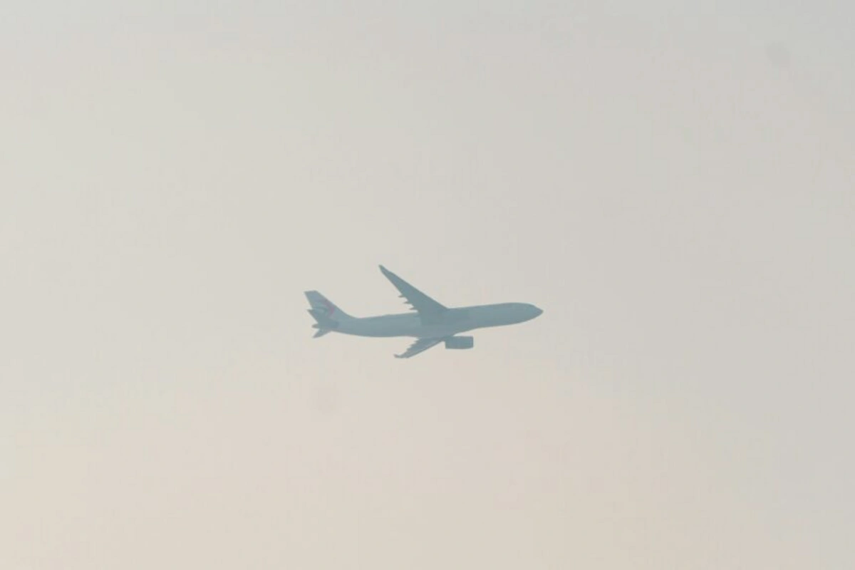 Hindistan şirkəti İrandakı vəziyyətlə əlaqədar Bakıya uçuşları ləğv etdi