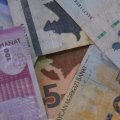 Официальный курс азербайджанского маната к мировым валютам на 27 января