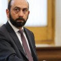 Mirzoyan Erməni Apostol Kilsəsinin keşişlərini hökuməti devirməyə cəhddə ittiham etdi