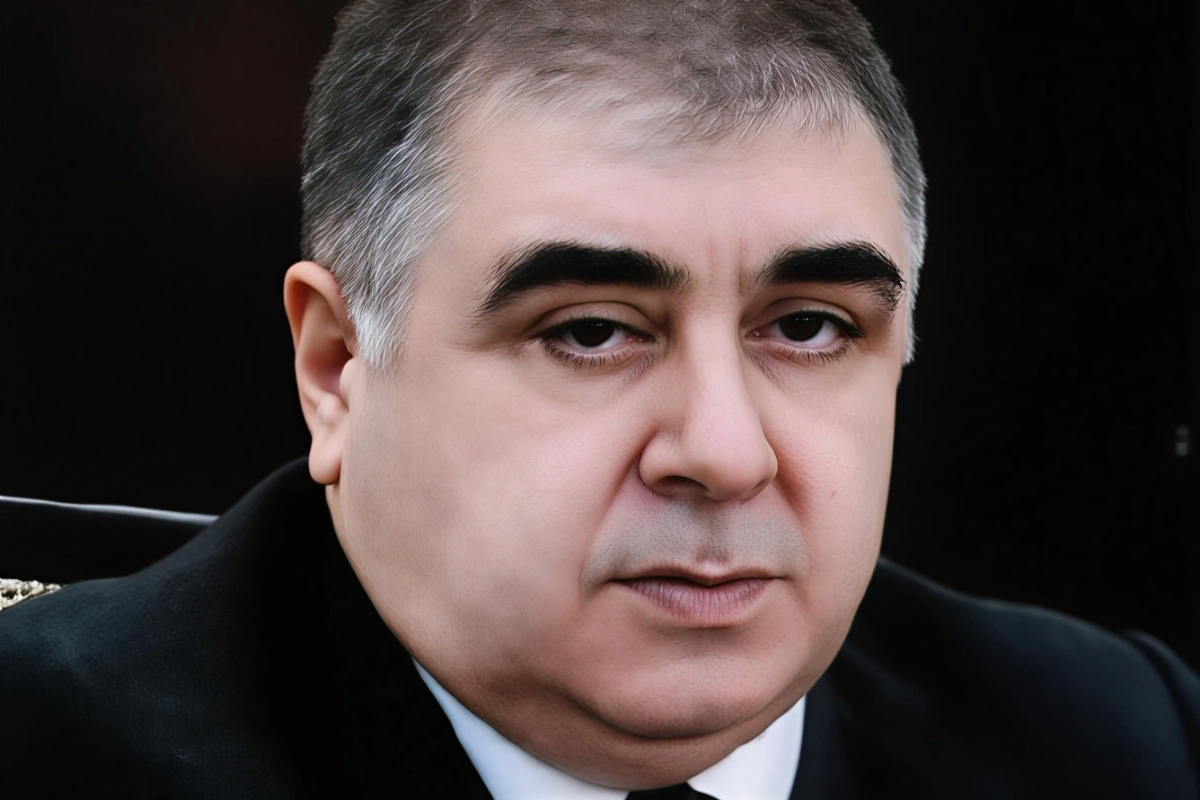 Qalib Salahzadənin dəniz kənarındakı obyektlərinin söküntüsünə başlanıldı