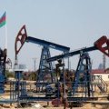 Цена азербайджанской нефти незначительно снизилась
