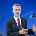 Столтенберг выступил за переговоры с Россией