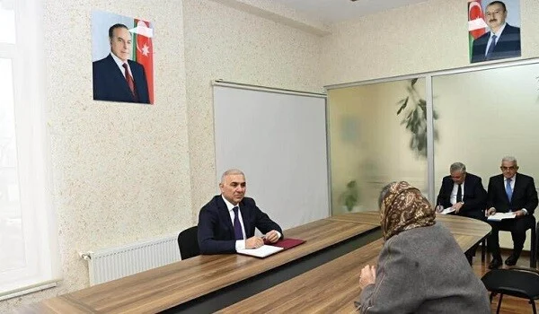 Vüqar Əhmədov Qəbələdə vətəndaşları qəbul etdi