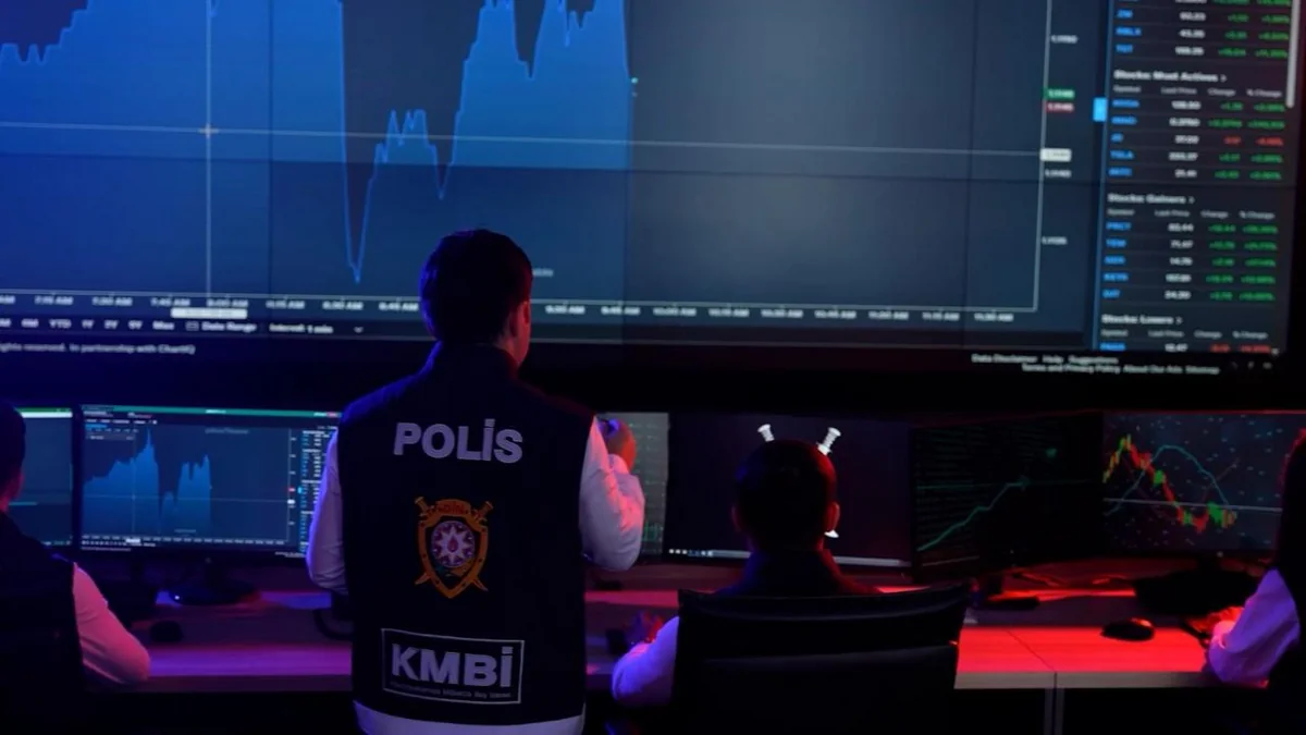 Tələbələrin fotolarını yayan şəxs saxlanıldı