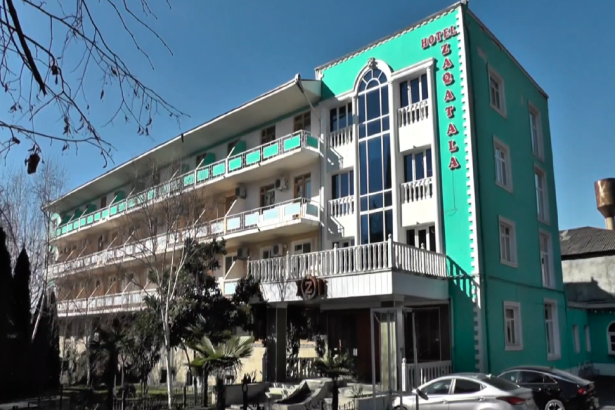 Zaqatalada nöqsanlar aşkar edilən hotelin fəaliyyəti məhdudlaşdırılıb - VİDEO