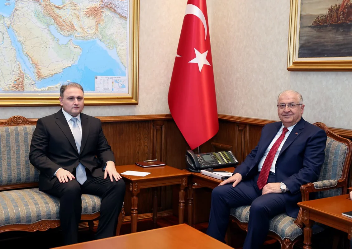 Yaşar Güler azərbaycanlı nazirlə görüşdü - FOTO