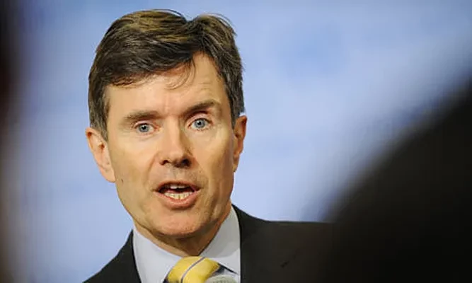 Экс-глава MI6 назвал фантастическими надежды на смену власти в Иране