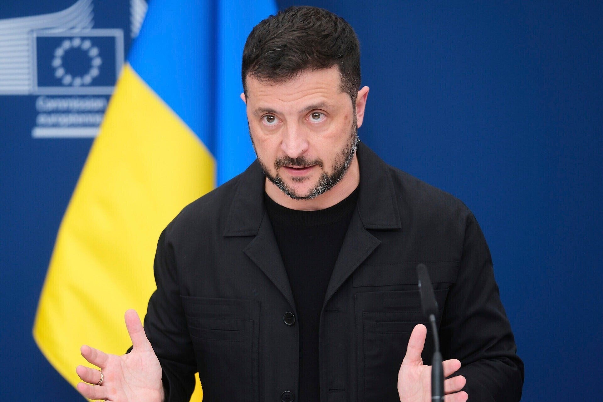 Зеленский заявил о недопустимости территориальных уступок России