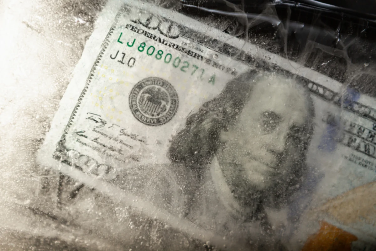 ОАЭ готовятся заморозить иранские миллиарды