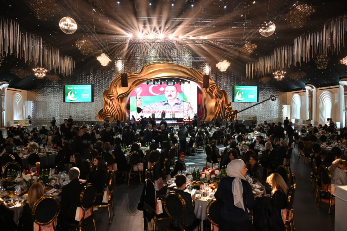 Лейла Алиева приняла участие в ифтаре вместе с семьями шехидов-ФОТО