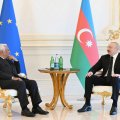 Ильхам Алиев проводит встречу с президентом Европейского совета