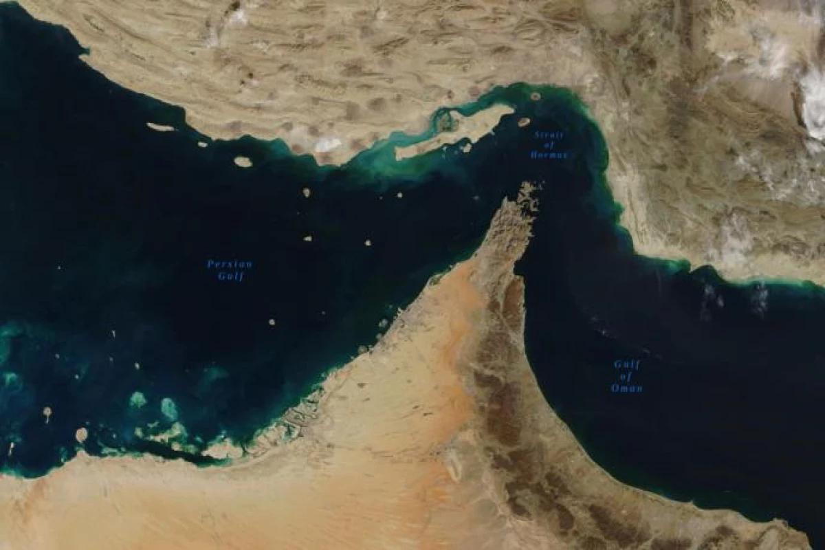 FT: Fransa və İtaliya Hörmüz boğazı ilə bağlı İranla danışıqlara başlayıb