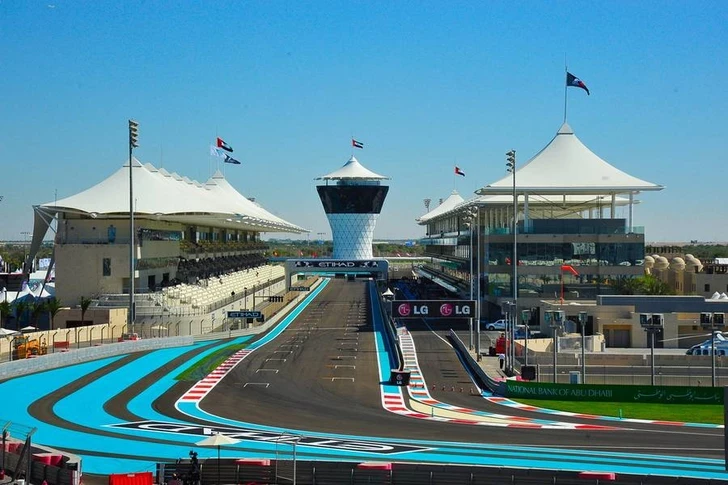 СМИ: Формула-1 может отменить гонки в Бахрейне и Саудовской Аравии